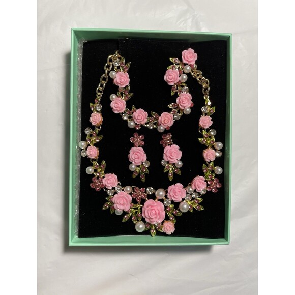 EVER FAITH Women's Austrian Crystal Simulated Pearl Rose Flower Leaf Necklace... - Picture 3 of 12